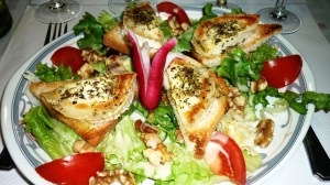 Salade chèvre chaud (C) K. Hin