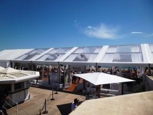 One of the exclusive private beaches on the Croisette, le Bâoli Plage