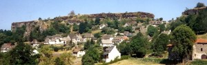 The rock of Carlat in Auvergne, part of the county of Carladès which now has a new Countess! 
