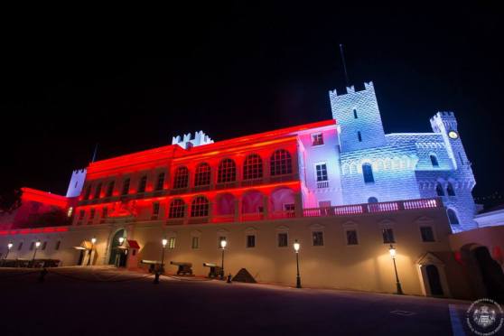 The facade of the Prince's Palace to celebrate the birth of the Royal twins (C) Palais Princier de Monaco
