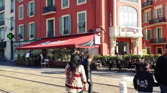 Attimi facade (C) K. Hin