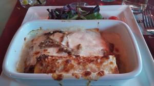 Second course: porcini canelloni stuffed with veal sausage meat, just what I needed! 